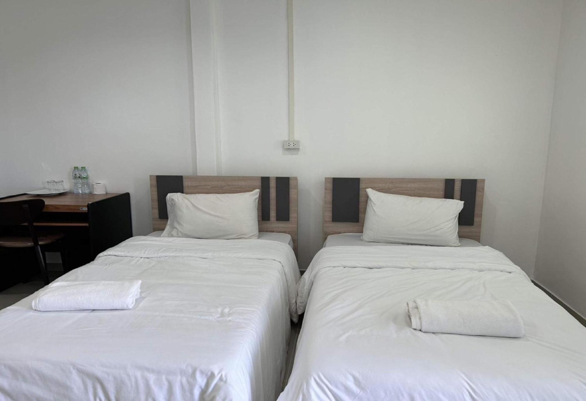 Collection O To The Sea Resort Thailand 纳仲天 外观 照片